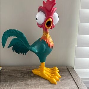 DISCOUNTED SHIPPING Disney MOANA Squeeze And Scream Hei Hei 13" Chicken Rooster